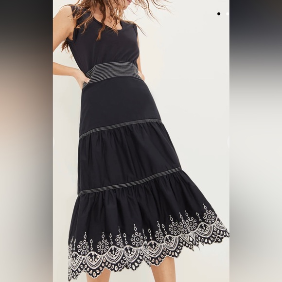 Veronica Beard Dresses & Skirts - Veronica Beard Amaia Eyelet 100% cotton dress.  Size medium.